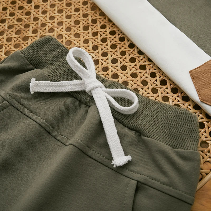 T-shirt και σορτς για αγόρια
