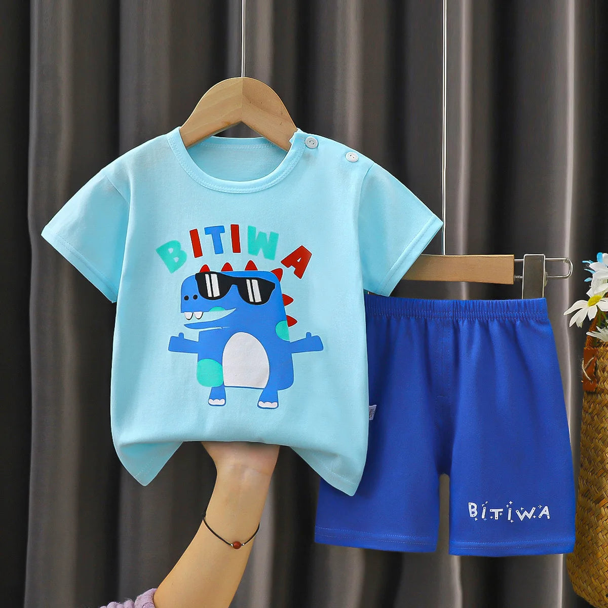 Οveralls With Cartoon Designs for Little Children 2pc