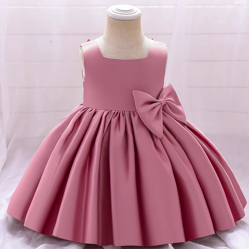 Impressive Dress with a Royal Feel – Mini Miracle