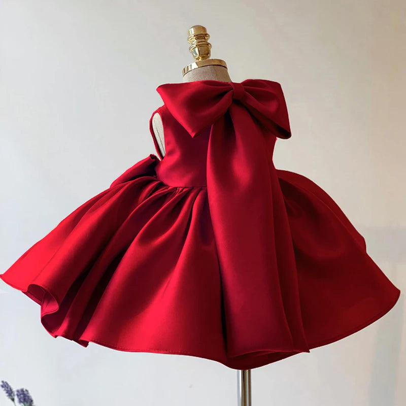 Impressive Dress with a Royal Feel – Mini Miracle
