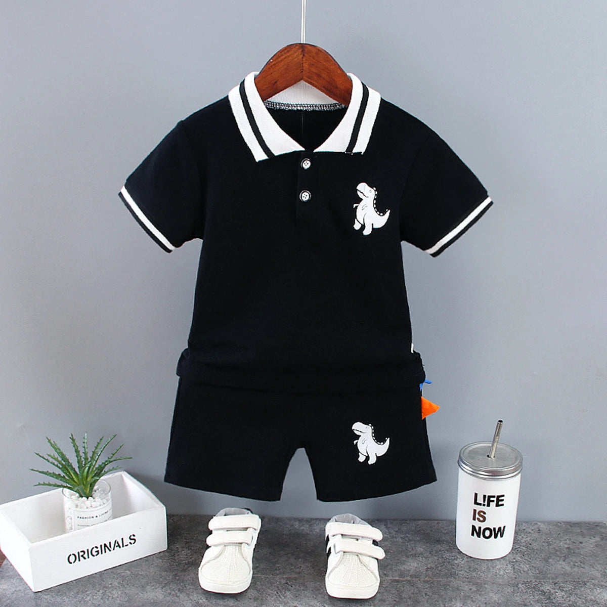 Outfit For Baby Boys  Set Dinosaur. T-Shirts+Shorts