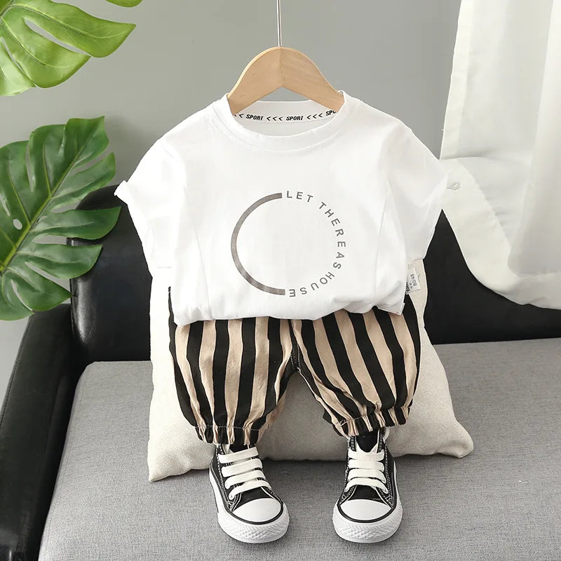 Mini Style Summer Set – T-Shirt & Shorts.