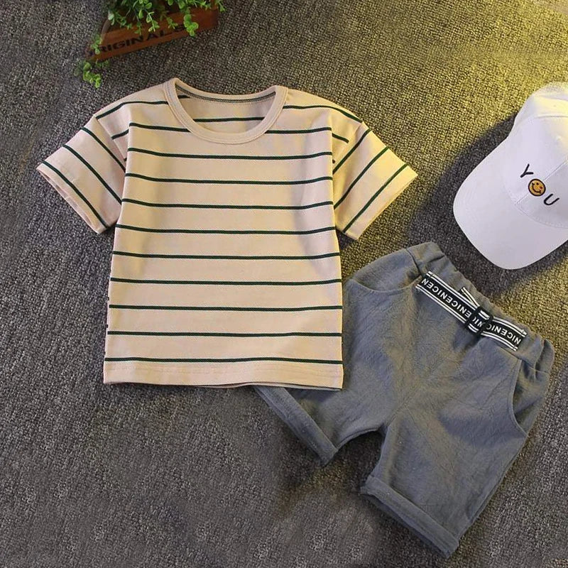 Mini Style Summer Set – T-Shirt & Shorts.