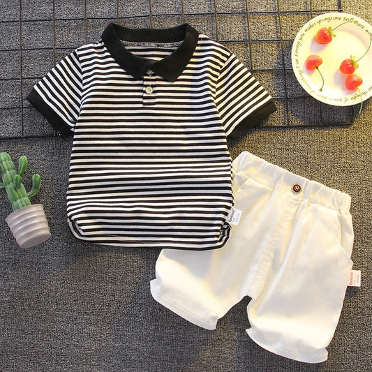 Mini Style Summer Set – T-Shirt & Shorts.