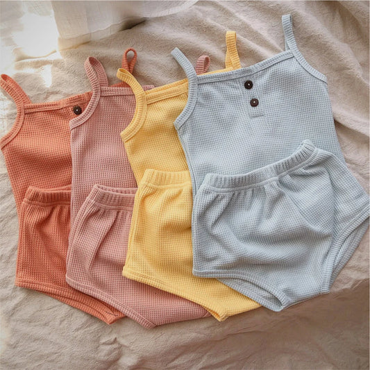 Summer Baby Set with Suspender Top &amp; Shorts – Unisex from 0 to 24 months